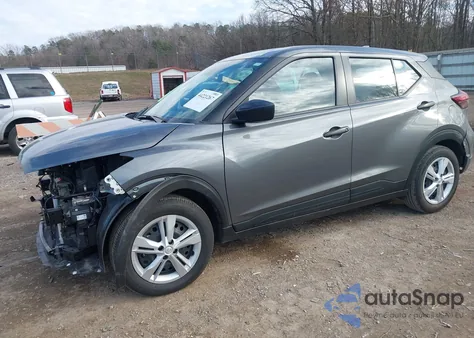 2025 Nissan Kicks Play S z USA, uszkodzony, nr VIN 3N1CP5BV4SL481197